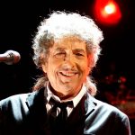 Il Nobel che consacra l’immortalità dei versi e della musica di Bob Dylan