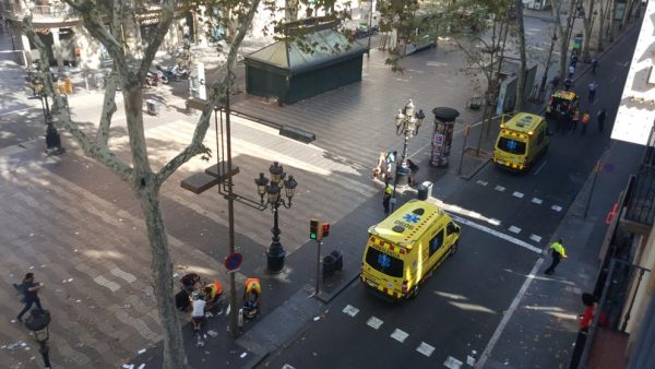 Chicane del terrore lungo la rambla di Barcellona 