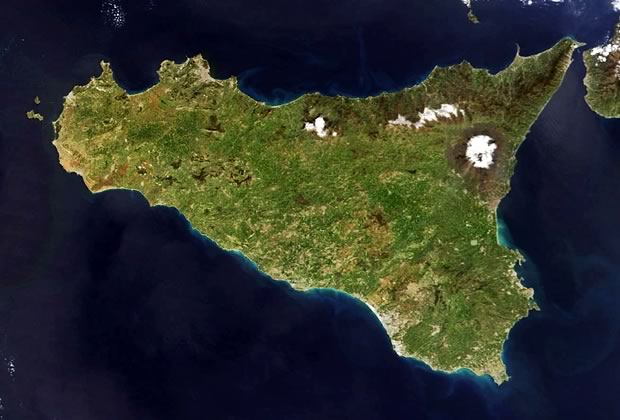 Sicilia autonomia tradita e intoccabile