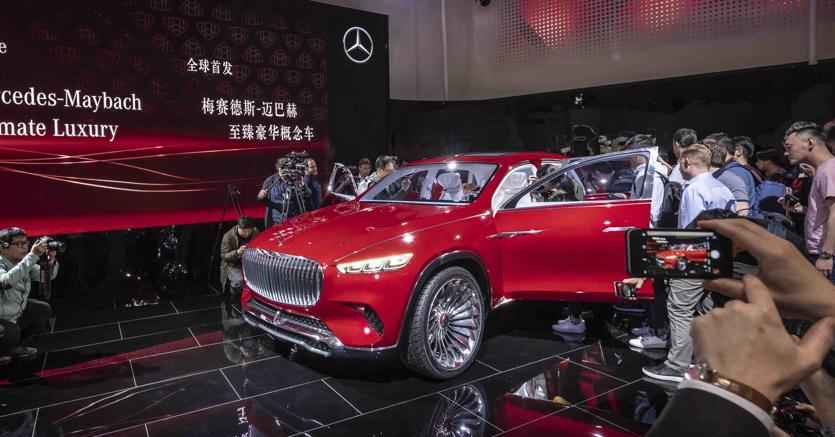 Cina mercato aperto e il mondo dell'auto corre al salone di Pechino