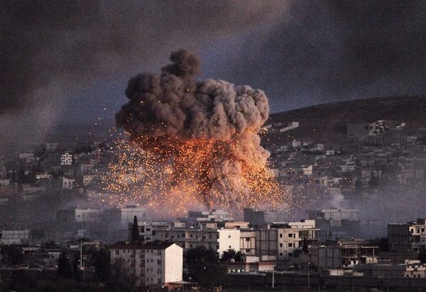 Scattato l'attacco in Siria pioggia di missili contro il regime di Assad