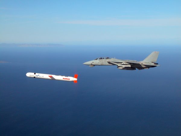 Scattato l'attacco in Siria pioggia di missili contro il regime di Assad