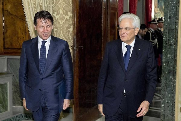 Governo araba fenice alla prova dello sviluppo dell'Italia