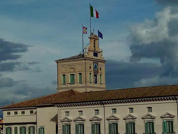 Politica alla deriva Mattarella scongiura il rischio d’implosione delle istituzioni
