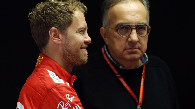 Autogol di Vettel il dopo Marchionne per le Ferrari comincia male
