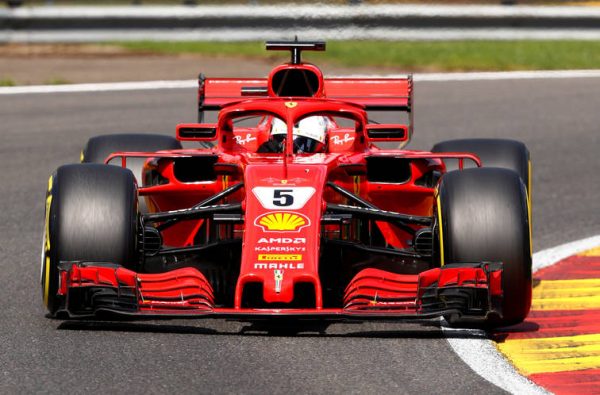 Magia Ferrari nel motore e Vettel invincibile sorpassa Hamilton