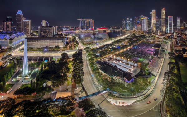 Poker di Hamilton col Mondiale in tasca Ferrari terza Singapore amaro