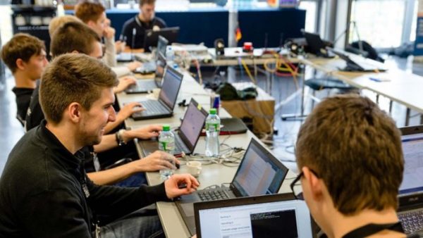 Cyber rivoluzione studentesca il ritorno del 1968 in versione 4 punto zero