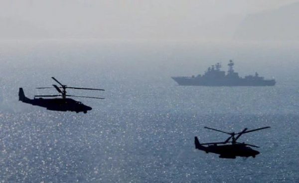 Russia Ucraina assedi navali e cortine fumogene