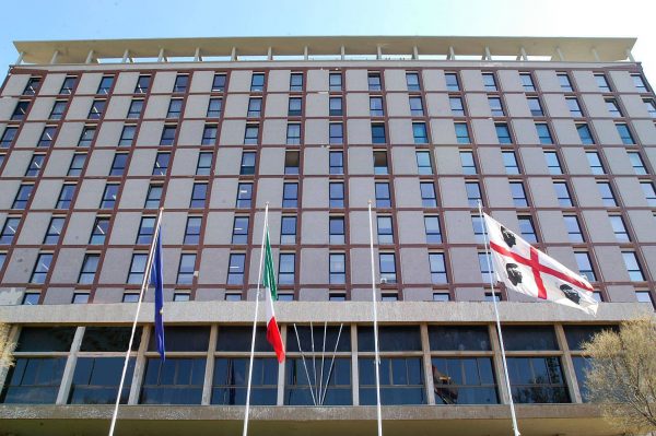 Sardegna Oscar per la sconfitta perfetta ai 5 Stelle