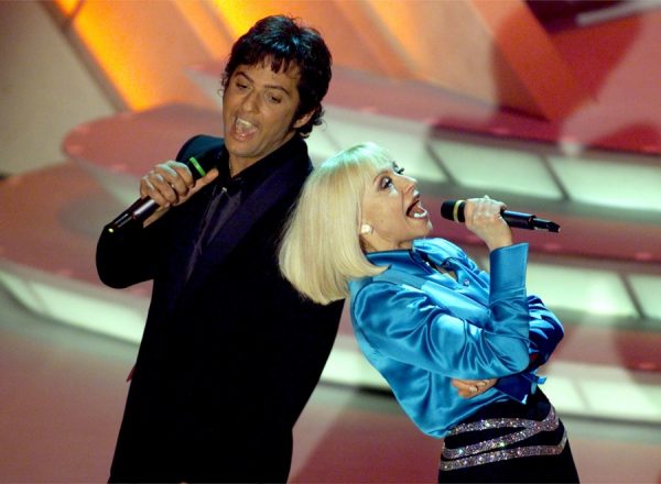 La geniale eternità televisiva di Raffaella Carrà