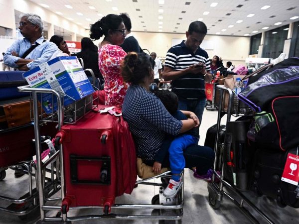 Sri Lanka allarme ignorato scoperta bomba all'aeroporto
