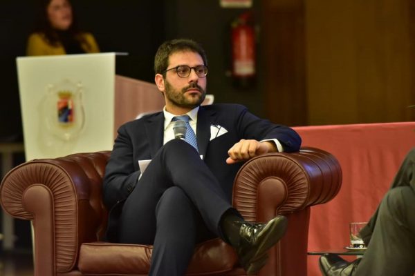 Governo rimpasto col sapore di sale e d'intelligence