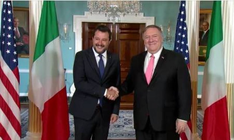 Salvini e l'onda lunga Washington Cagliari