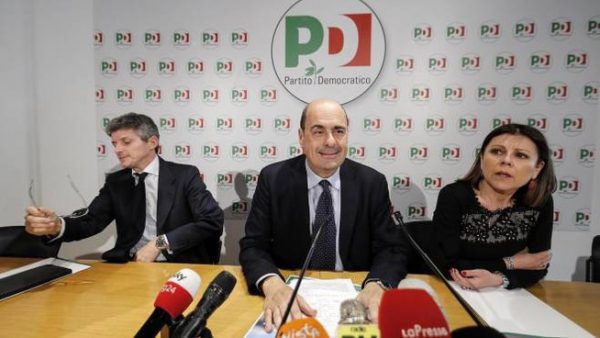 Vulcano Pd con Zingaretti stretto fra Renzi e Salvini