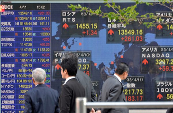 Cina prime parziali aperture agli investimenti esteri