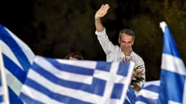 La Grecia boccia l'Europa e fa stravincere Mitsotakis