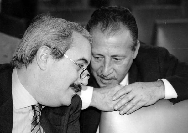 Falcone e Borsellino la ricerca dell’uomo e la gentilezza