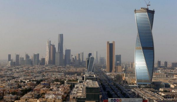 Petrolio in fiamme sulla polveriera Iran Arabia Saudita