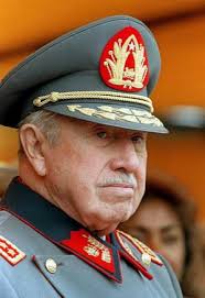 Cile in croce la tragedia della maledizione di Pinochet