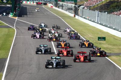 Banzai per Mercedes e Bottas secondo Vettel 