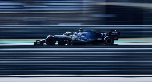 F1Hamilton ingrana la sesta Ferrari la marcia indietro