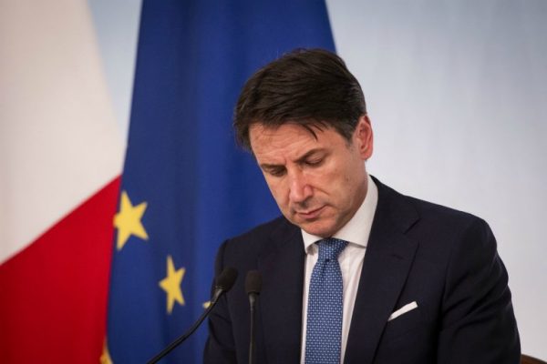 L'Italia che taglia i parlamentari e si impone alle regionali