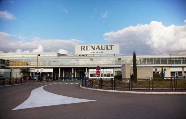 Renault tricolore tutti i piani del Ceo De Meo