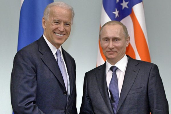 Fra Cina e Turchia Biden sceglie Putin 