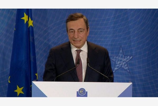 Draghi sbanca i partiti arrancano
