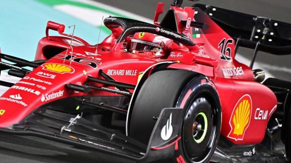 Show della Ferrari di Leclerc al Gp d'Australia