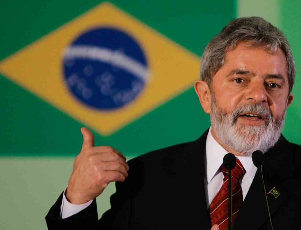 Il Brasile festeggia Lula e il partito di Bolsonaro ma non lui ne riconosce la vittoria