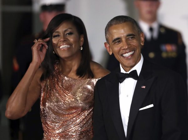 Michelle Obama e la Casa Bianca presa per i capelli