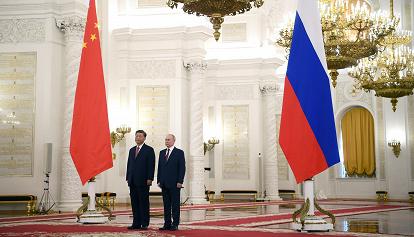 Xi Jinping imbriglia Putin nella pax cinese