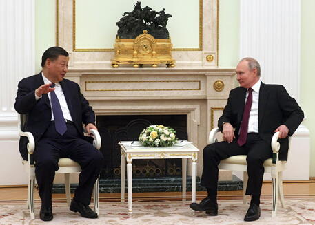 Xi Jinping imbriglia Putin nella pax cinese