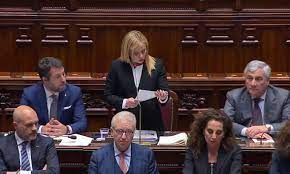 Tutte le scintille del primo confronto Meloni Schlein