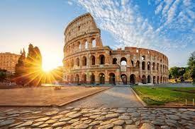 Colosseo con vista Partenone il sirtaki di Giorgia Meloni