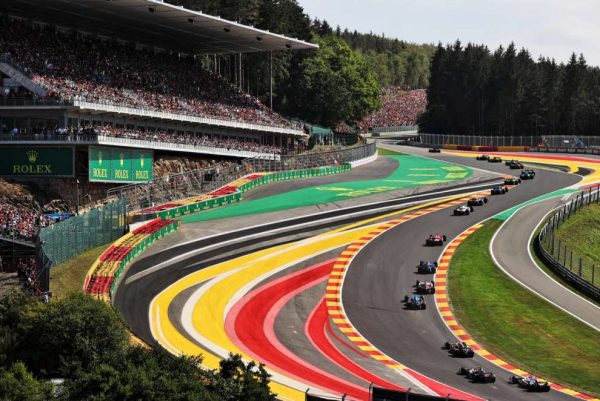 Verstappen alla decima vittoria la Ferrari di Leclerc terza