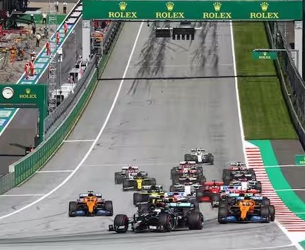 Gp Austria: Verstappen stravince ma le Ferrari risorgono