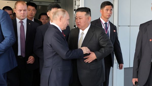 Putin Kim Jong ed il solito fatale patto d’acciaio fra dittatori