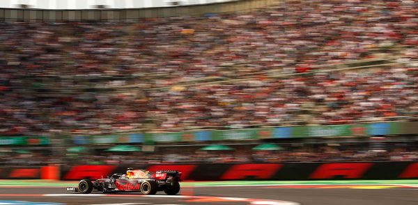 Messico e nuvole di delusioni per la Ferrari: vince Verstappen