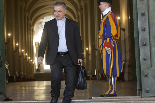 Il coprotagonista dimenticato del processo al Cardinale Becciu