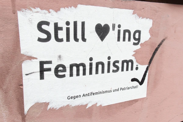 L’antifemminismo soft delle Destre ideologiche e politiche