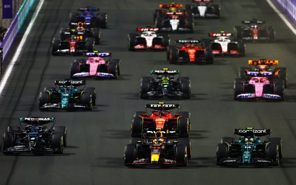 Il solito Verstappen mattatore e la solita Ferrari solo terza