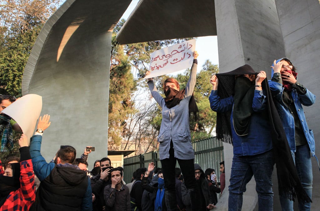 Non tergiversate salvate Cecilia Sala ! 