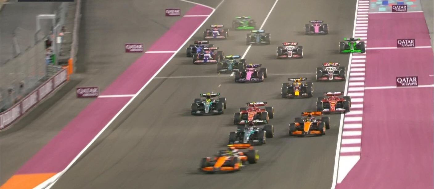 Verstappen in Qatar fa il deserto intorno alla Red Bull
