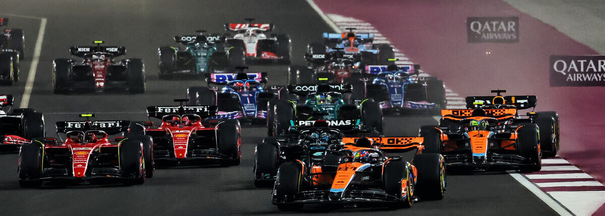 Verstappen in Qatar fa il deserto intorno alla Red Bull