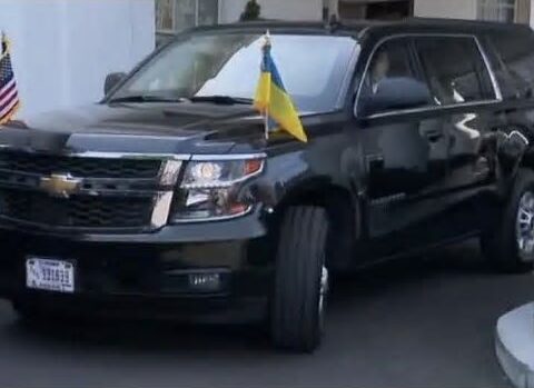 Agguato alla Casa Bianca: Trump e Vance mettono con le spalle al muro Zelensky