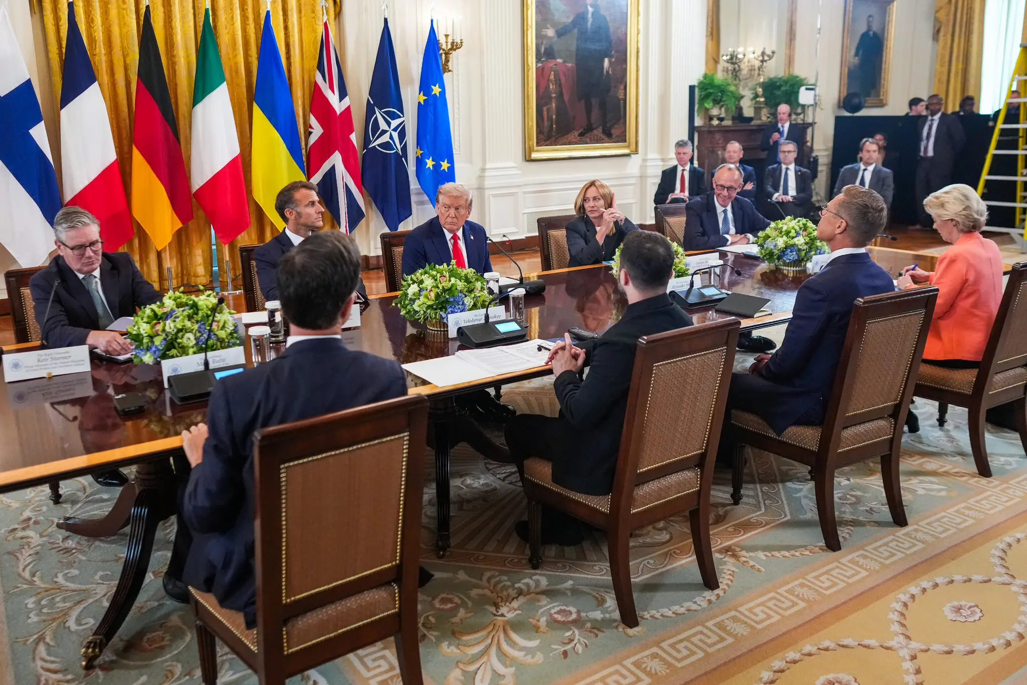 Alla Casa Bianca fra Trump e Putin la pace in Ucraina ha il volto dell'Europa