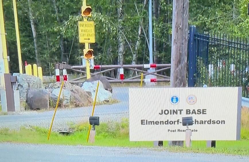 Trump accoglie Putin in Alaska ma cambia le carte in tavola del vertice